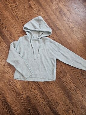 Guess Lightweight Sweater